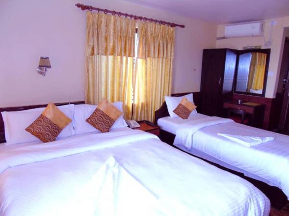 Hotel Trip Ποκάρα Εξωτερικό φωτογραφία