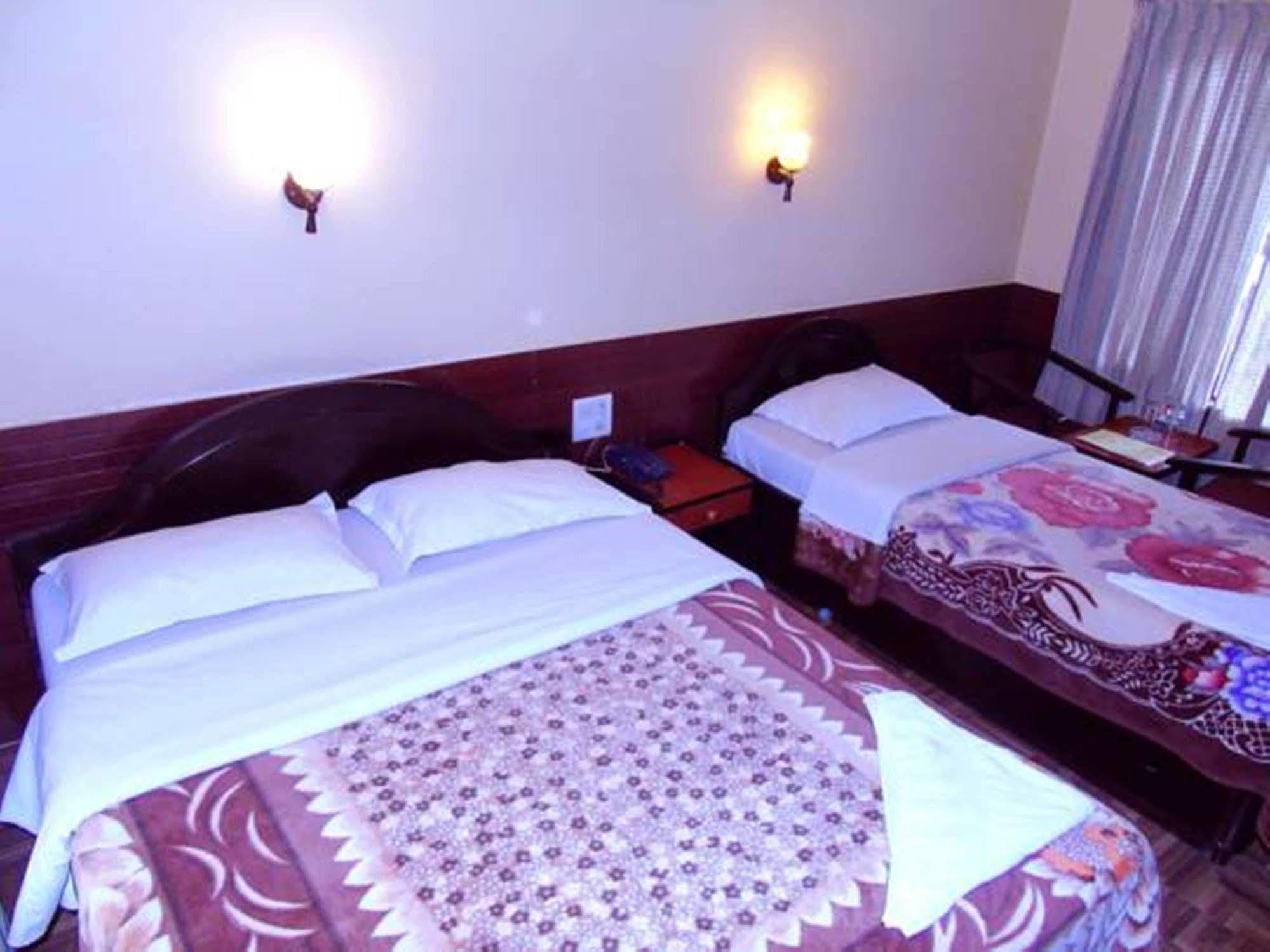 Hotel Trip Ποκάρα Εξωτερικό φωτογραφία