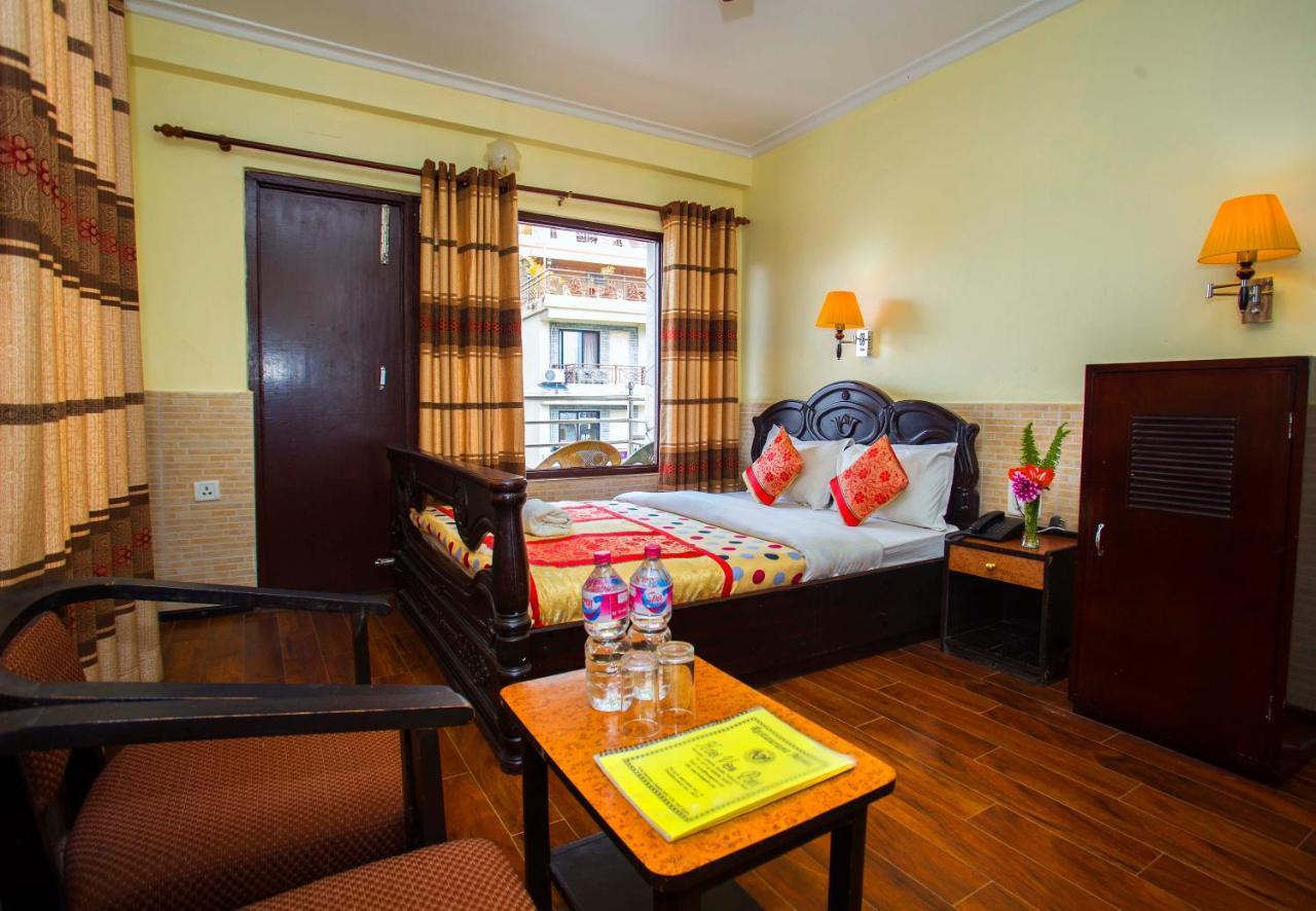 Hotel Trip Ποκάρα Εξωτερικό φωτογραφία