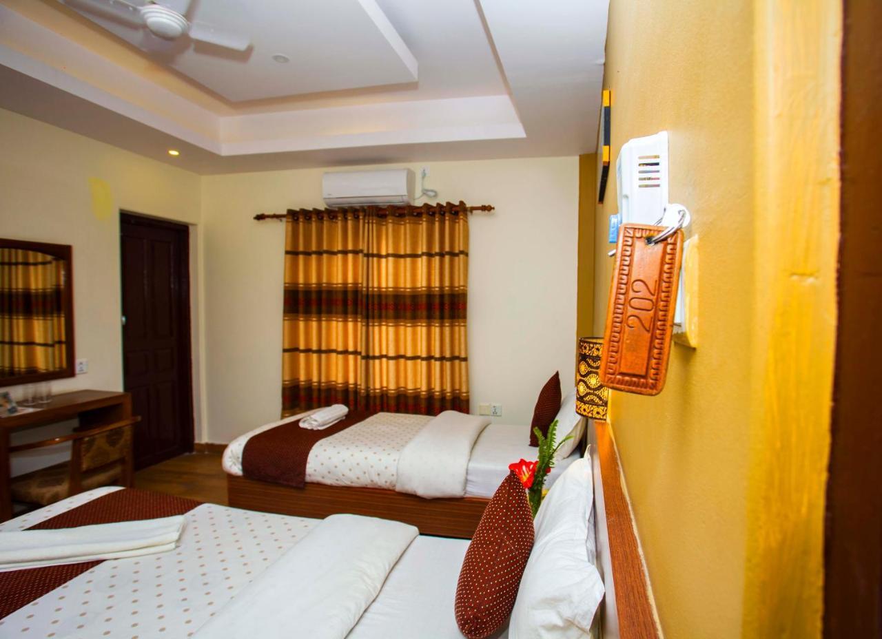 Hotel Trip Ποκάρα Εξωτερικό φωτογραφία