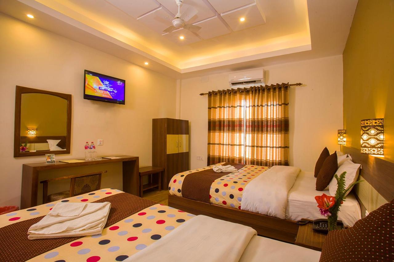 Hotel Trip Ποκάρα Εξωτερικό φωτογραφία